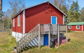 2 Bedroom Awesome Apartment In Jämjö